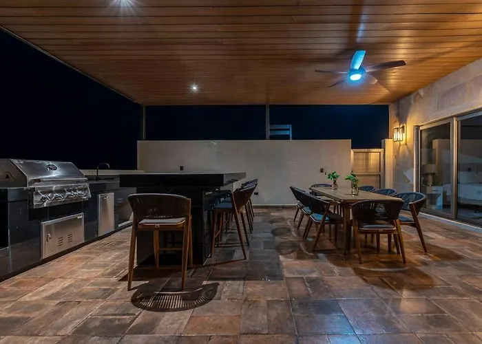Penthouse With Private Jacuzzi And 4 Bedrooms Apartamento *